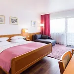 Tannenhof 3* バーデンヴァイラー