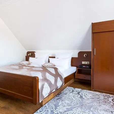 Am Tannenweg Apartment