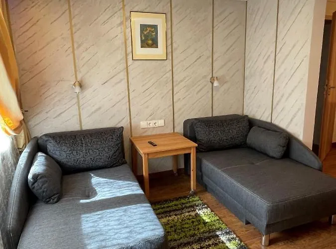 Am Tannenweg * بادنويلر